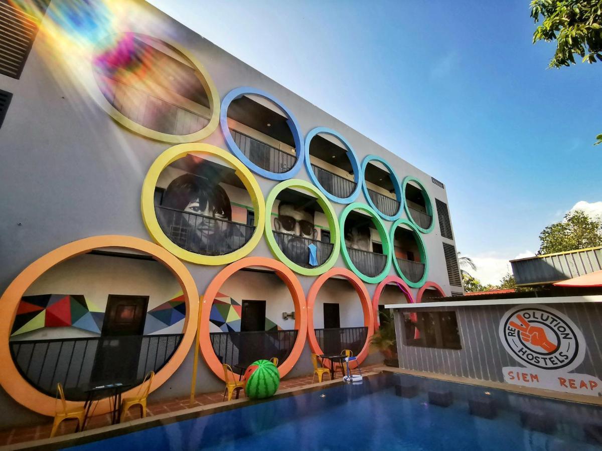 Revolution Siem Reap Hostel Ngoại thất bức ảnh