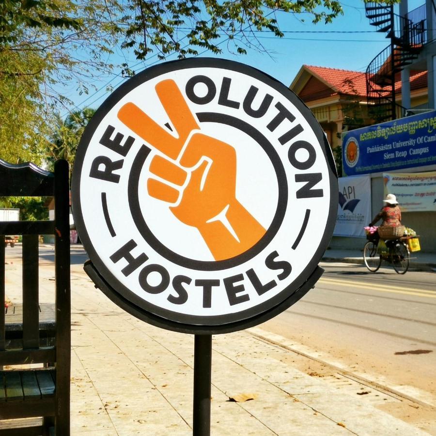 Revolution Siem Reap Hostel Ngoại thất bức ảnh